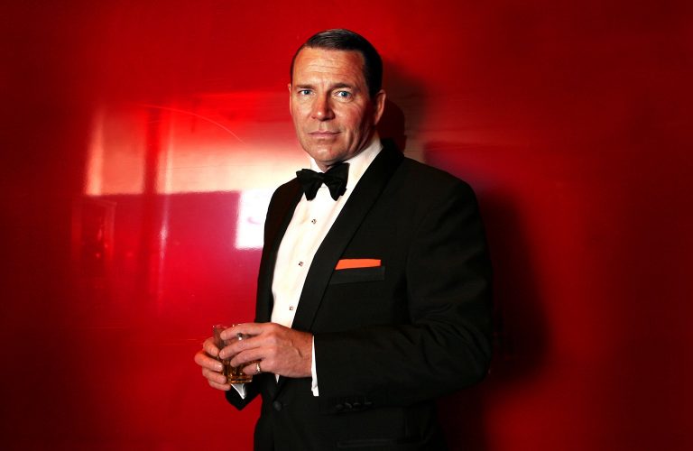Frank Sinatra tribute show booking agent BnMusic